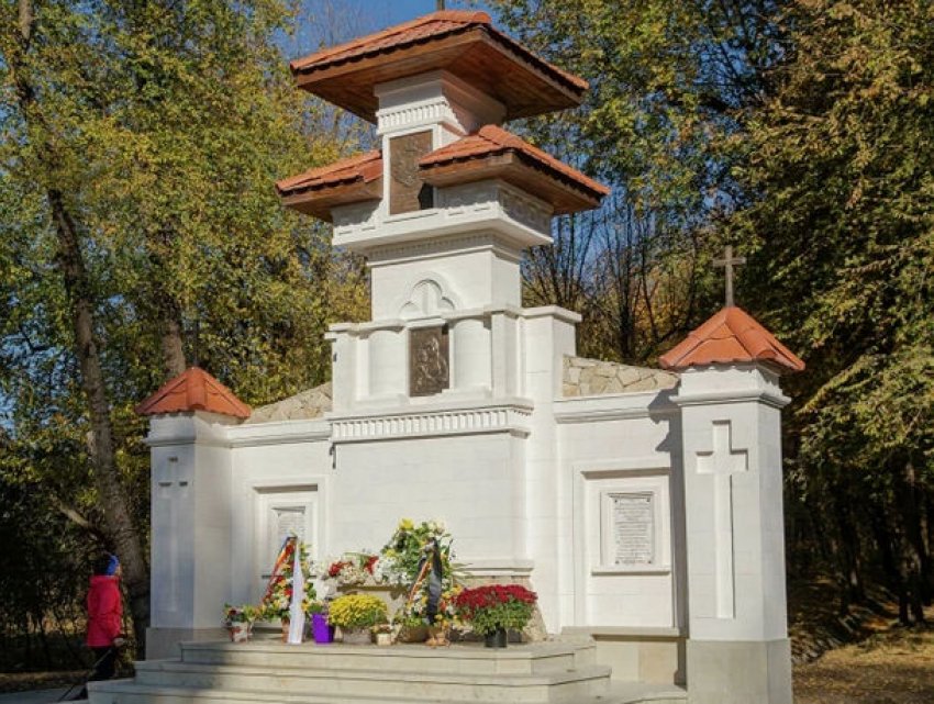 Одинцов обратил внимание на «памятник раздора» в Кишиневе