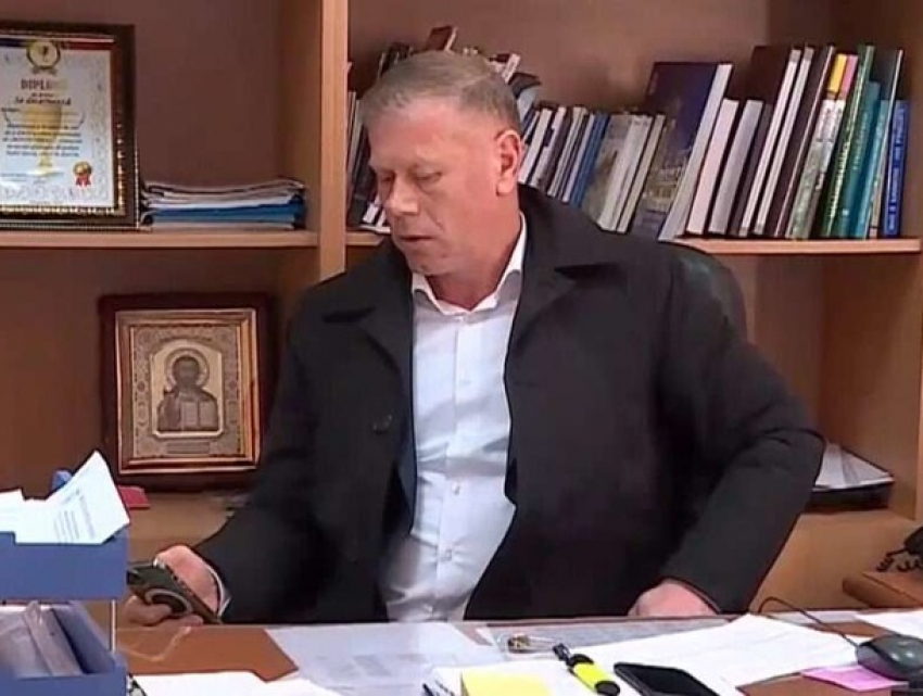 Сбивший подростка Чокинэ остается мэром Болдурешт