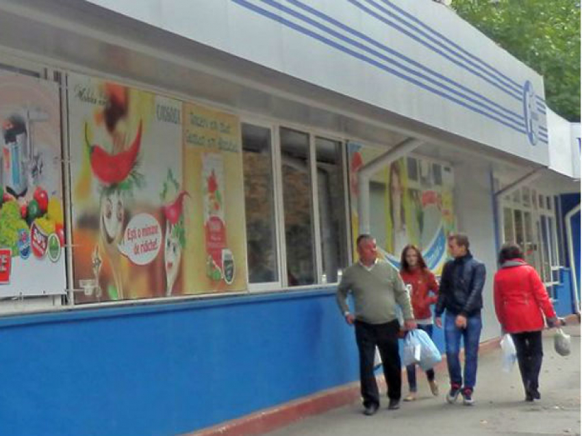 «Интим для алкашей», созданный супермаркетом, возмутил жительницу Кишинева