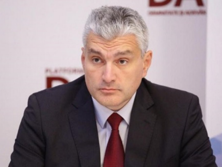 Слусарь и Реницэ опасаются триумфа левых сил