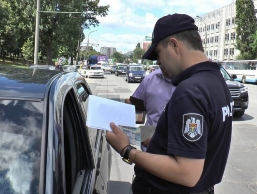 Штрафы водителям в Молдове увеличили в четыре раза