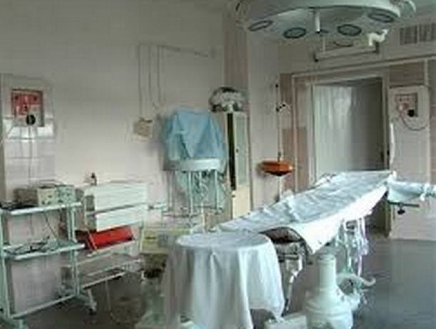 Скандал в Унгенской районной больнице: сотрудники обвинили директора в некомпетентности 