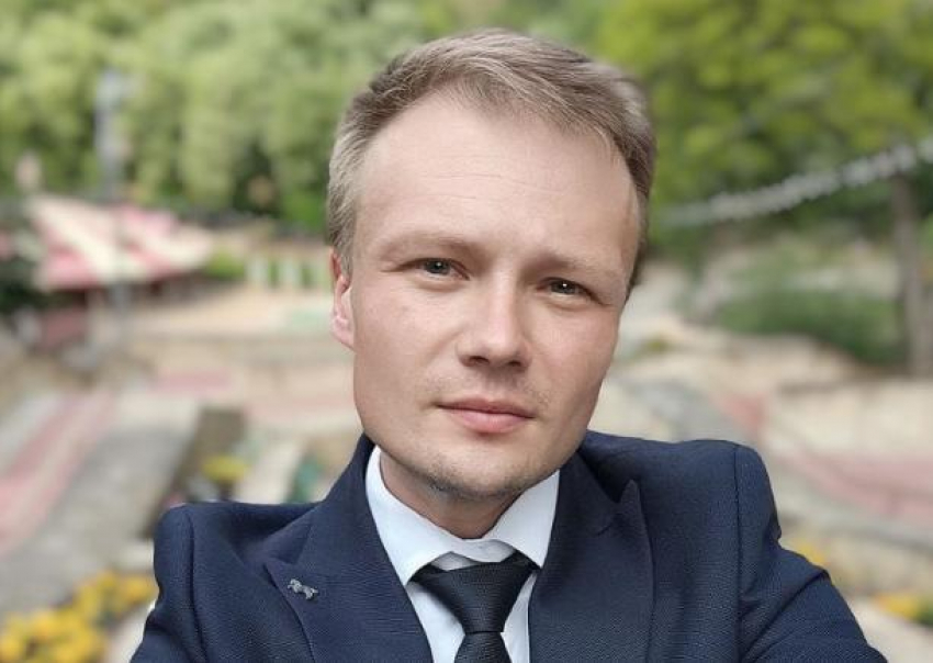 Близкие директора гимназии опровергли версию о «выгорании»: «Он умер из-за бездействия врачей, а не выгорания»