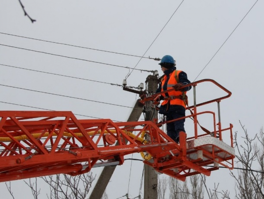 Во вторник перебои с электричеством ожидаются в секторах Кишинева и районах республики  