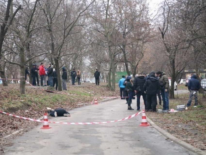 Мужчину казнили выстрелами в голову на улице Днепра