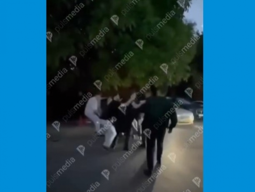 В Кишиневе произошла массовая драка возле Fanconi - двое человек серьезно пострадали