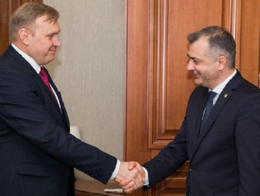 Премьер-министр Кику встретился с новым украинским послом