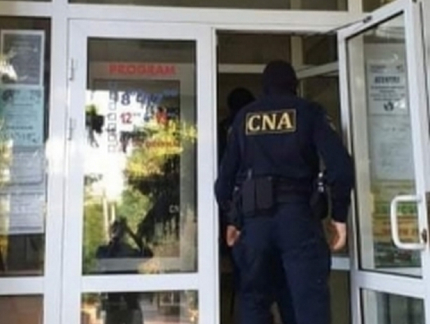 НЦБК проводит обыски в офисах AIPA и FNFM 