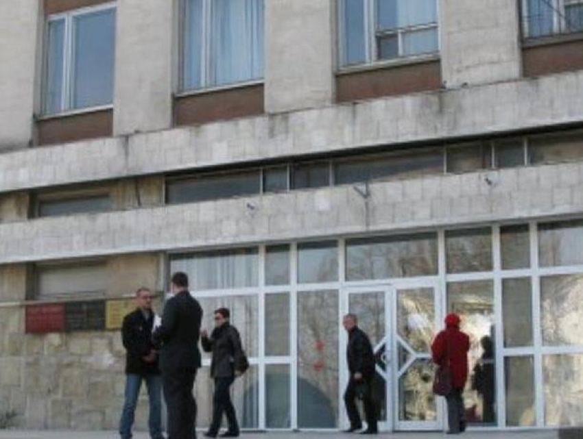 В Кишиневе передали в суд дело начальников-коррупционеров из Института неотложной медицинской помощи