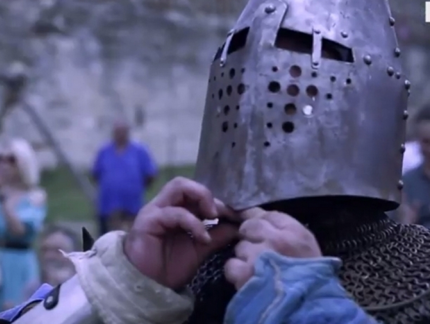 В Бендерской крепости прошел Первый фестиваль средневекового рыцарского боя 