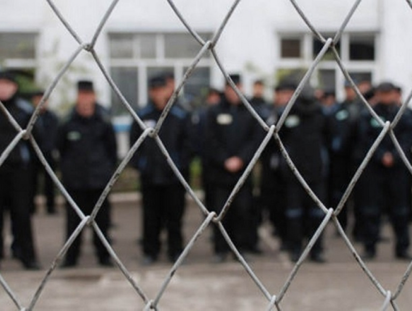 Жестокую расправу над женой сокамерника угрожал совершить зек кишиневской тюрьмы
