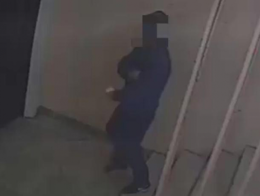 Серийного грабителя медицинских учреждений задержали в Кишиневе