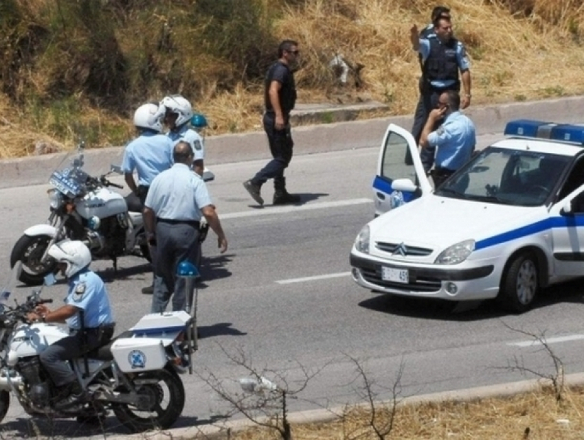 Погоня за гражданином Молдовы в Греции закончилась выявлением 11 нелегалов: трое оказались в багажнике