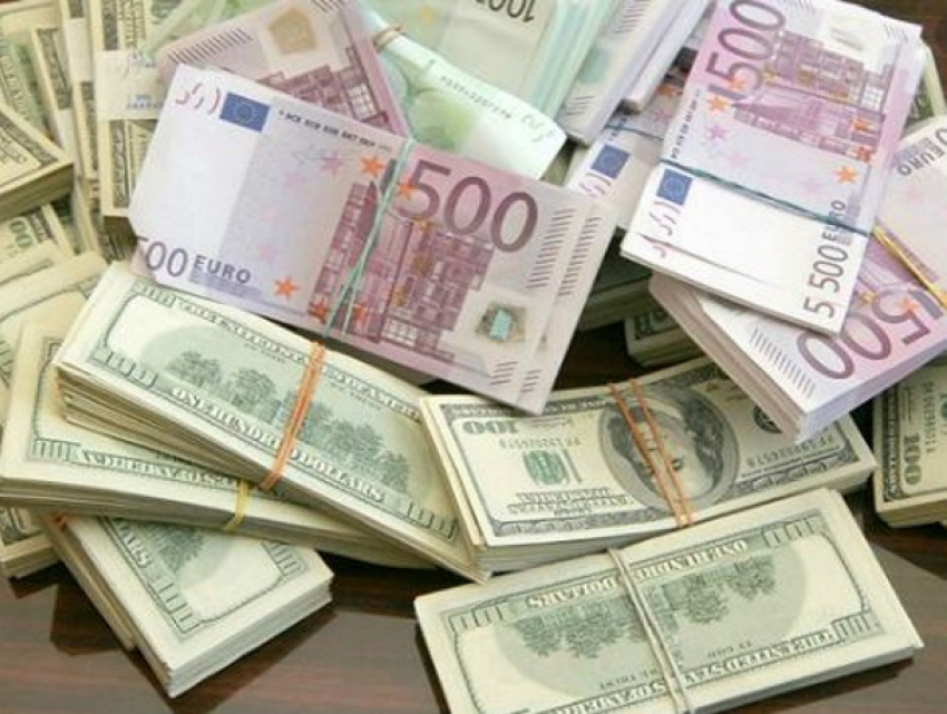 Родственники умершей 4-летней девочки хотят все тысячи евро, собранные на ее лечение