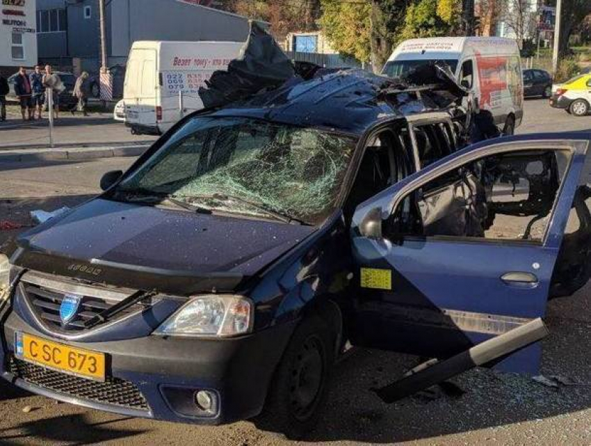 Автомобиль такси взорвался при заправке газом в Кишиневе