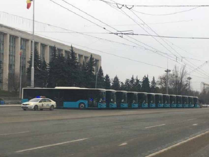 Офшорная компания с Северного Кипра поставила первые автобусы в Кишинев