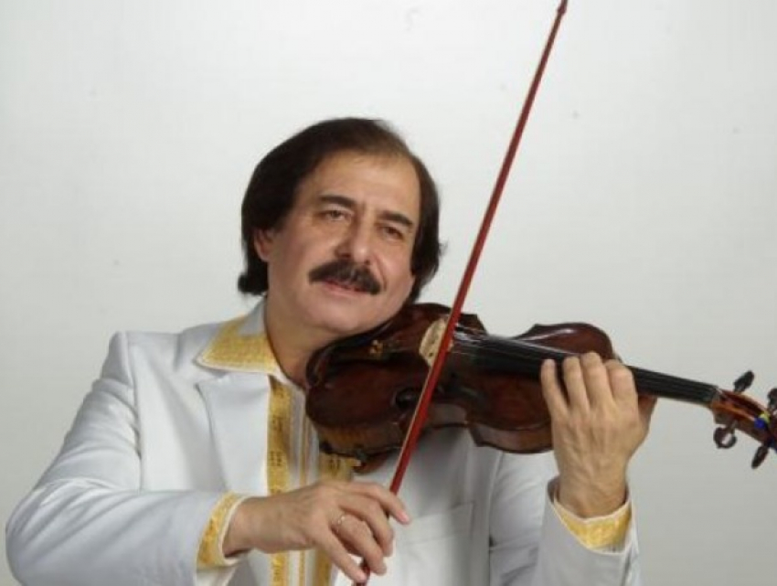 Николае Ботгрос возглавит первую сессию нового парламента после отказа Воронина