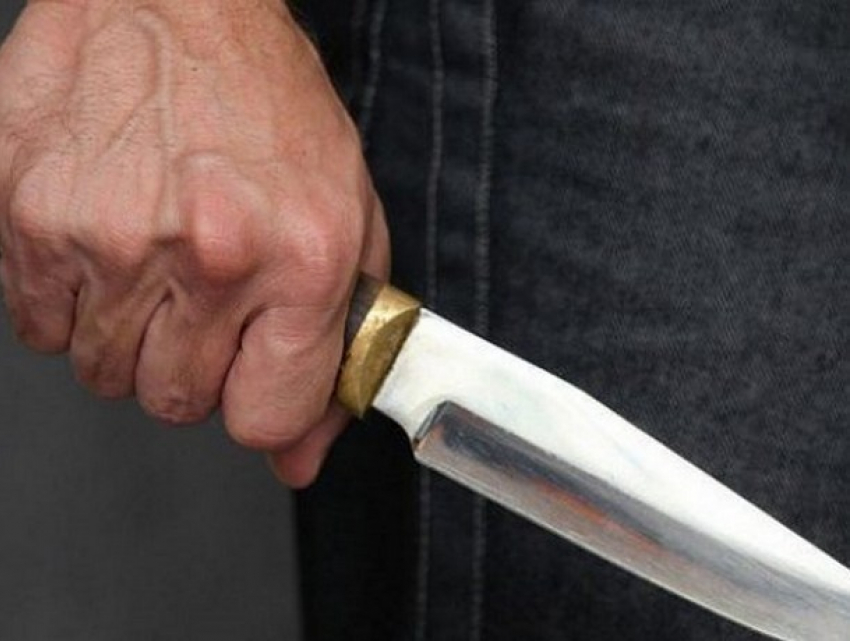 Житель Тирасполя ударом ножа выставил из своего дома засидевшегося гостя
