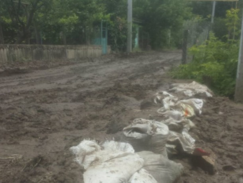 На севере Приднестровья стихия все сметает на своем пути