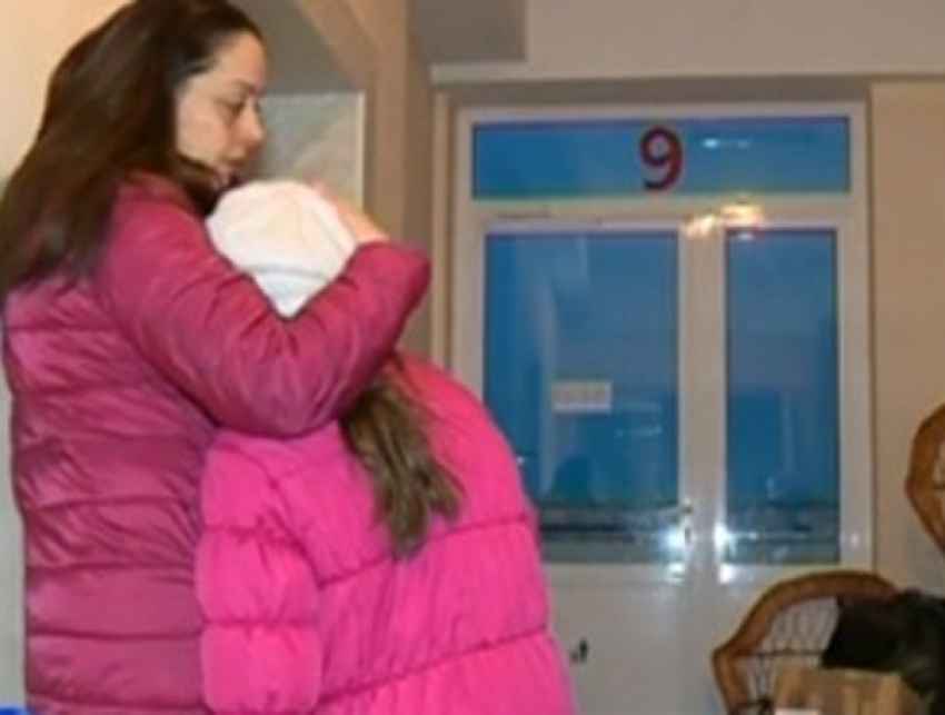 Бывшую жену с детьми выгнал из квартиры мужчина в Кишиневе