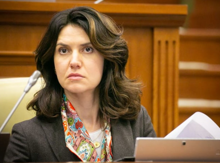 Стамате: мы помним, кто голосовал за концессию аэропорта и госгарантии о «краже миллиарда»