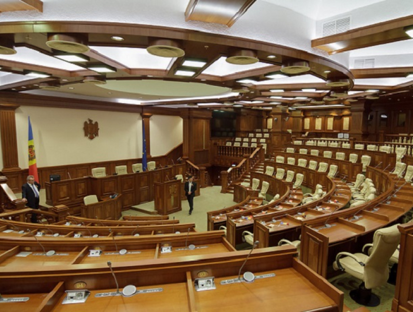 Игорь Додон настаивает на сокращении числа депутатов в парламенте