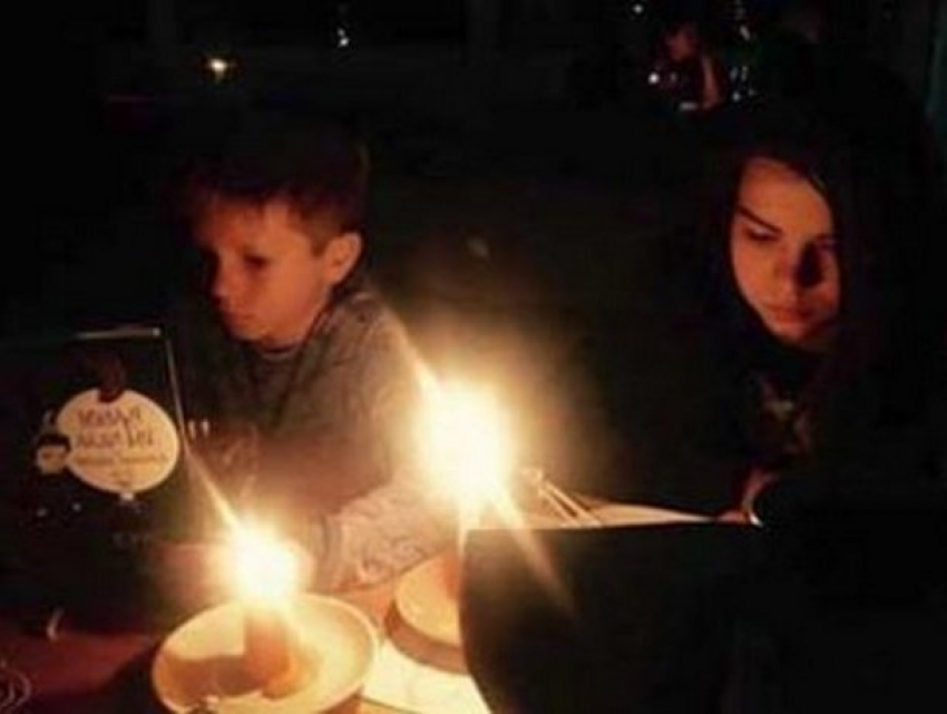 "Темную среду» пообещали энергетики многим жителям столицы и 17 районов Молдовы