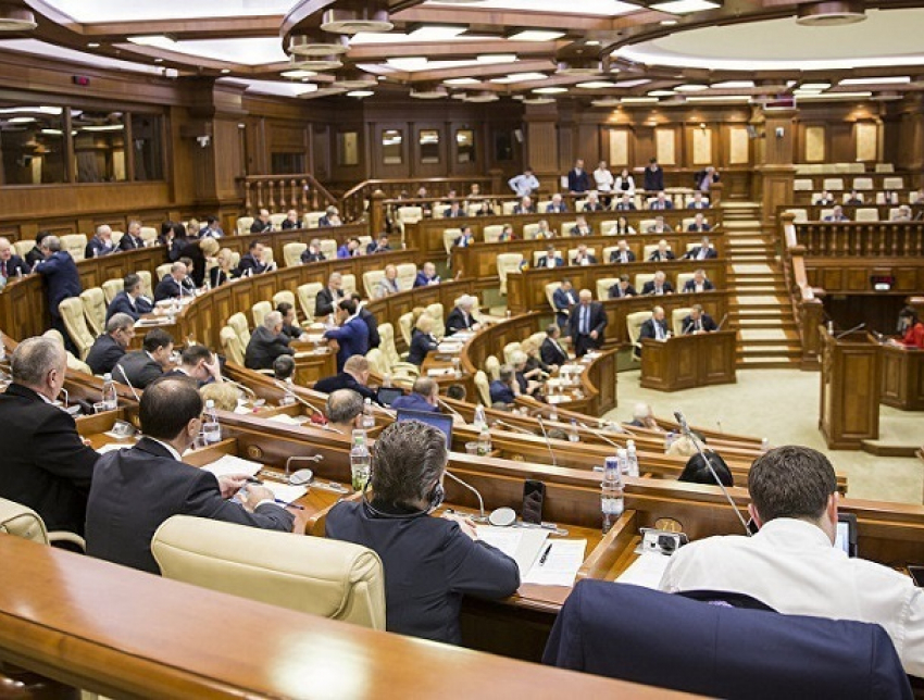 Самым коррумпированным институтом Молдовы оказался парламент 