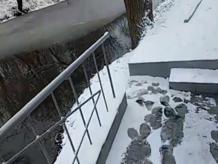 Кишиневцы: родник на Рышкановке отреставрировали некачественно