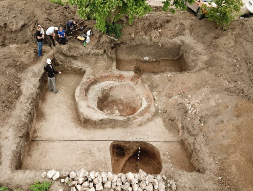 В Молдове найдена печь для обжига XIV века