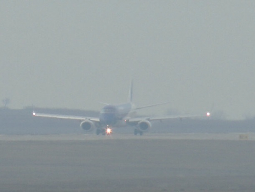 Сильнейший туман в Кишиневе привел к задержке рейсов