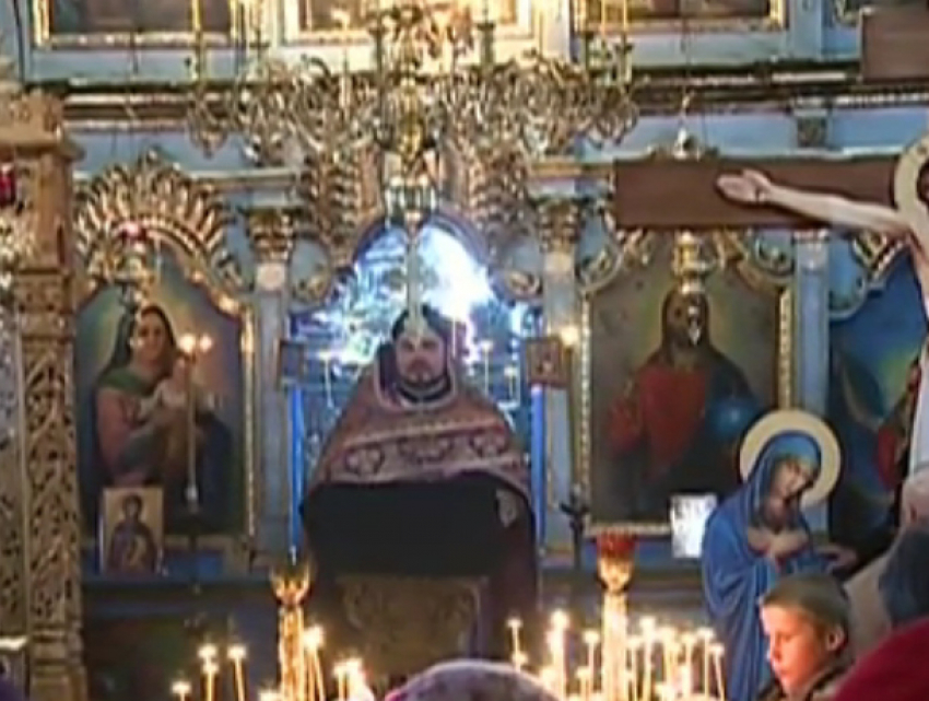 Переход священника в Митрополию Бессарабии спровоцировал скандал вокруг церкви в Каларашском районе 