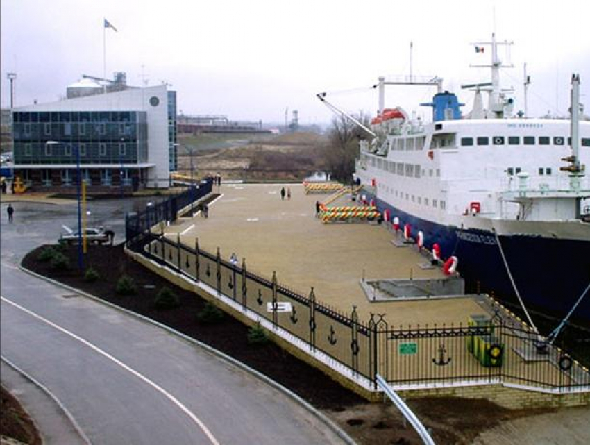 Европейский банк стал единоличным владельцем порта в Джурджулештах