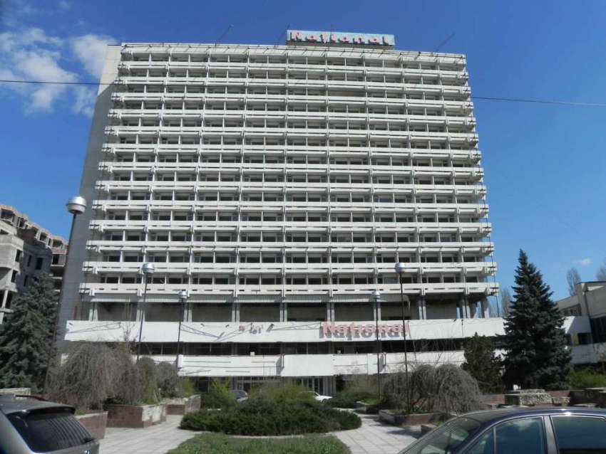 Киртоакэ: Из здания отеля Național будет сделана многоуровневая парковка