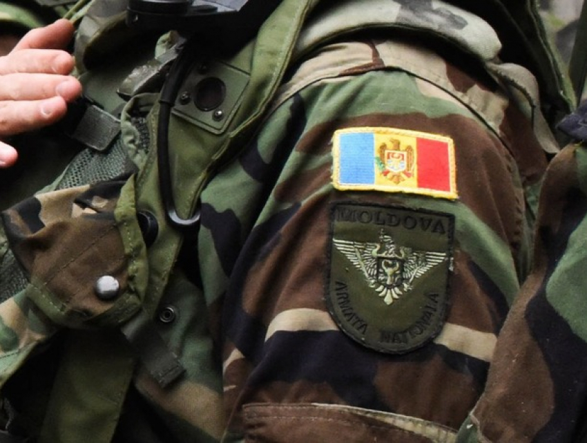 Омбудсмен проверяет жалобы на действия военкоматов в Молдове 