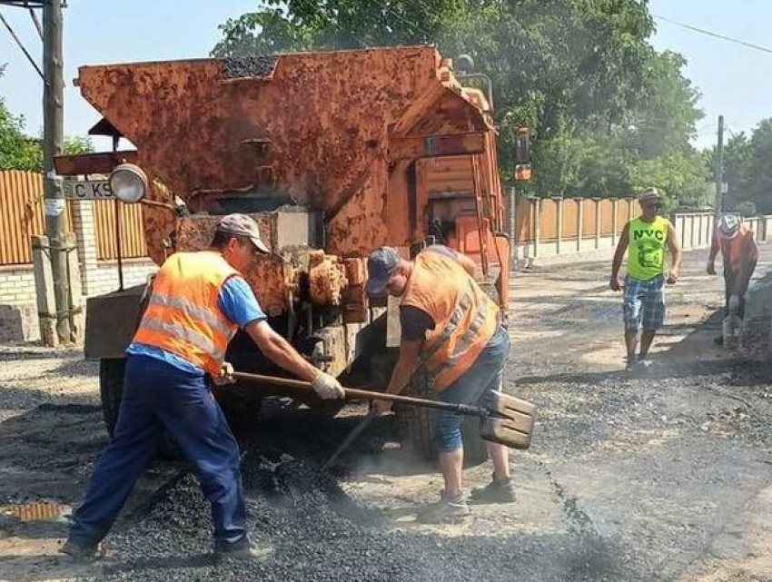 В Цынцэренах начались работы по ремонту улиц: примэрия выполняет свои обещания