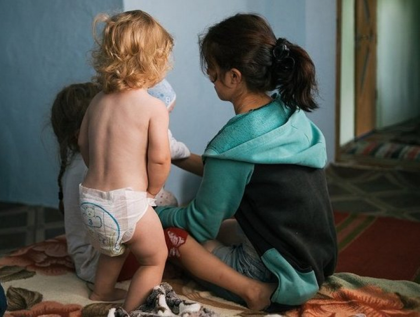 Женщине из Чимишлии, родившей к 22 годам троих детей, перевязали маточные трубы