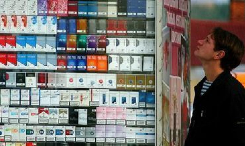 Налог на реализаторов табачных изделий в парках Кишинева повышен в четыре раза