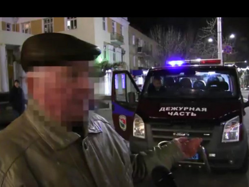 Наезд на бежавшую по зебре женщину совершил беспечный водитель иномарки в Тирасполе