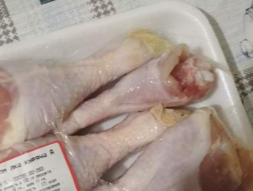 Одесский супермаркет начал продавать деликатес для самоубийц: курица в белизне