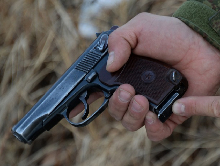 В Оргееве инкассатор устроил стрельбу из пистолета в инспекторате полиции 