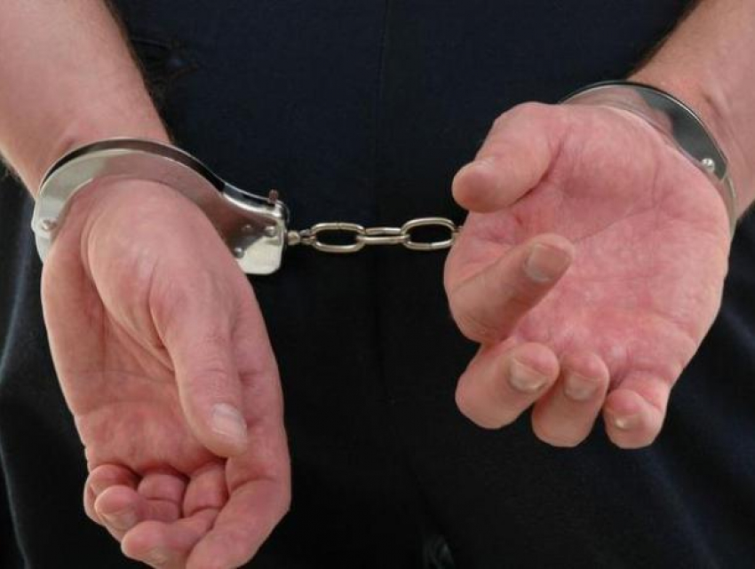 Трое молдаван оказались в суде за контрабанду