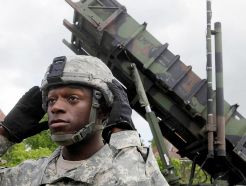 Парламент Молдовы принял документ об очень тесном сотрудничестве с НАТО