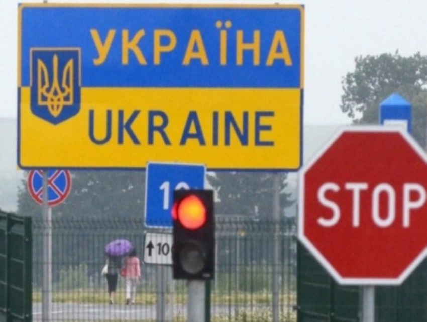 Выехал из Крыма на Украину, и больше туда «не ездок» - гражданина Молдовы санкционировали