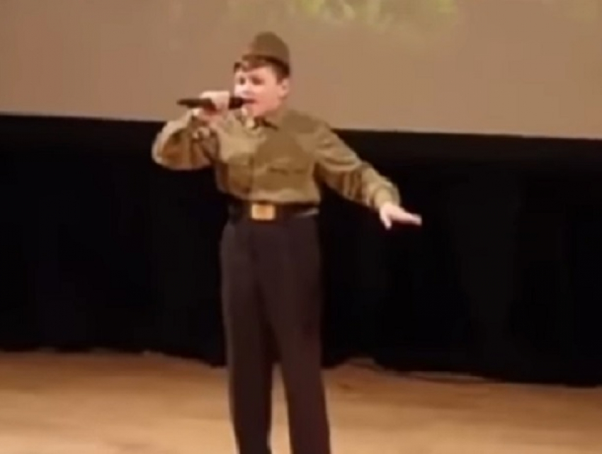 На Западной Украине затравили 12-летнего мальчика, который спел военную песню про молдаванку
