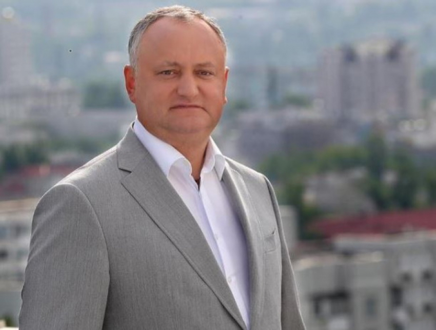 Додон призывает Молдову сохранять нейтралитет и не присоединяться к антироссийским санкциям