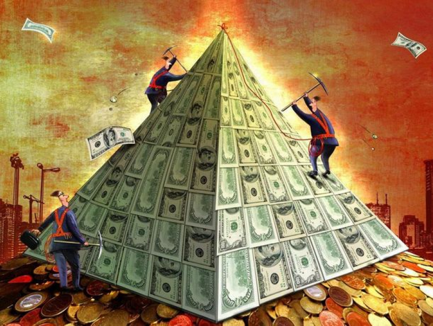 «Пирамида лжи»: как обманывают людей перспективами высоких зарплат