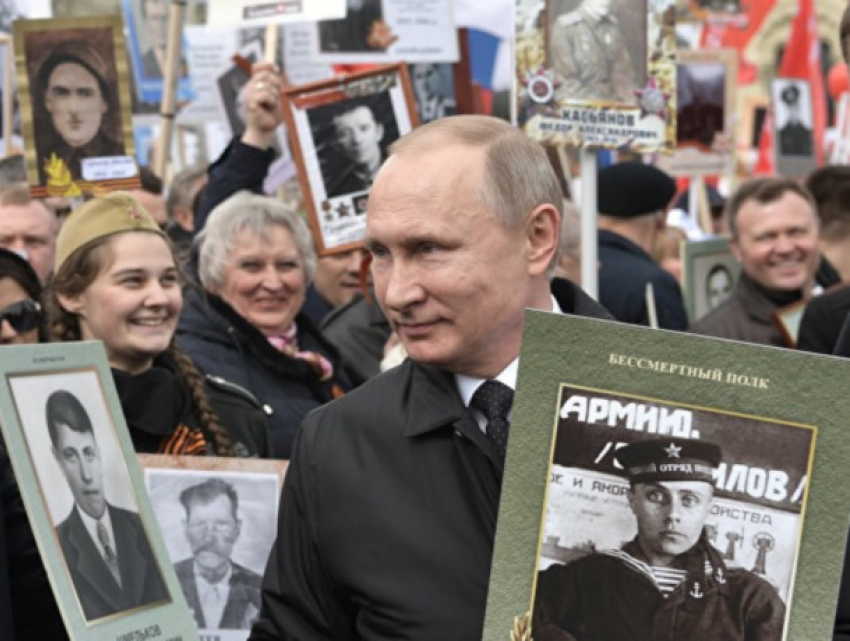 Путин поздравил бывшие союзные республики с 75-летием Победы