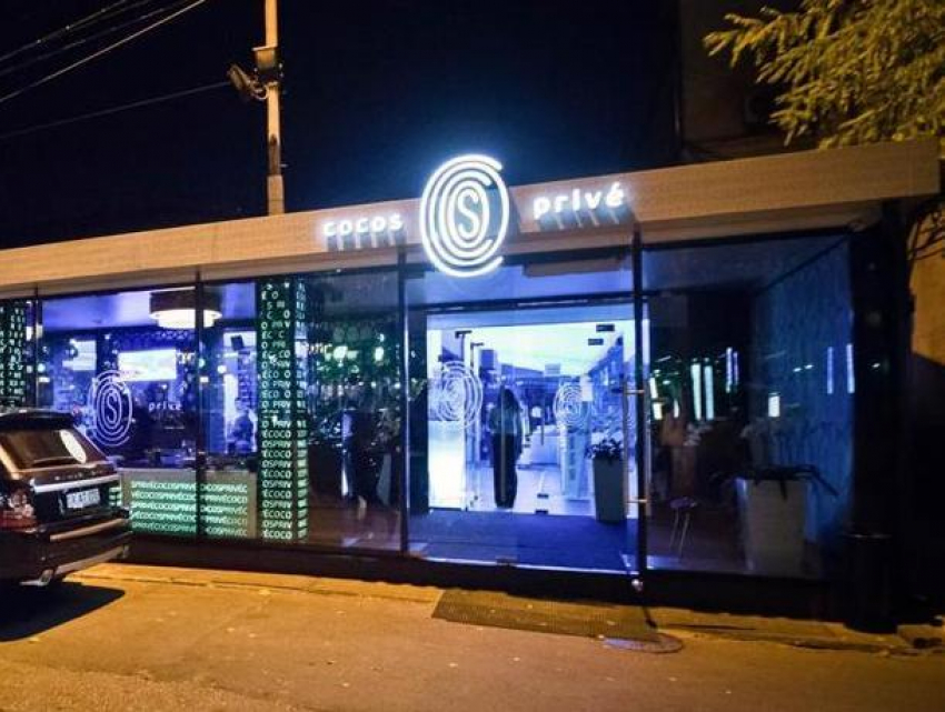 Популярный в Кишиневе ночной клуб закрыли, а его здание начали сносить