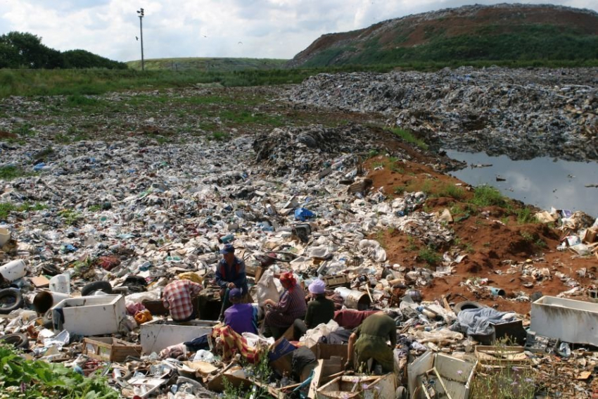 Руководство примэрии затягивает решение вопроса по складированию и сортировке твердых отходов в Кишиневе